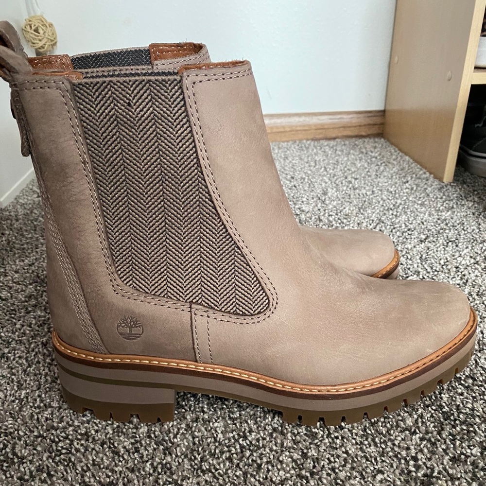 Never worn